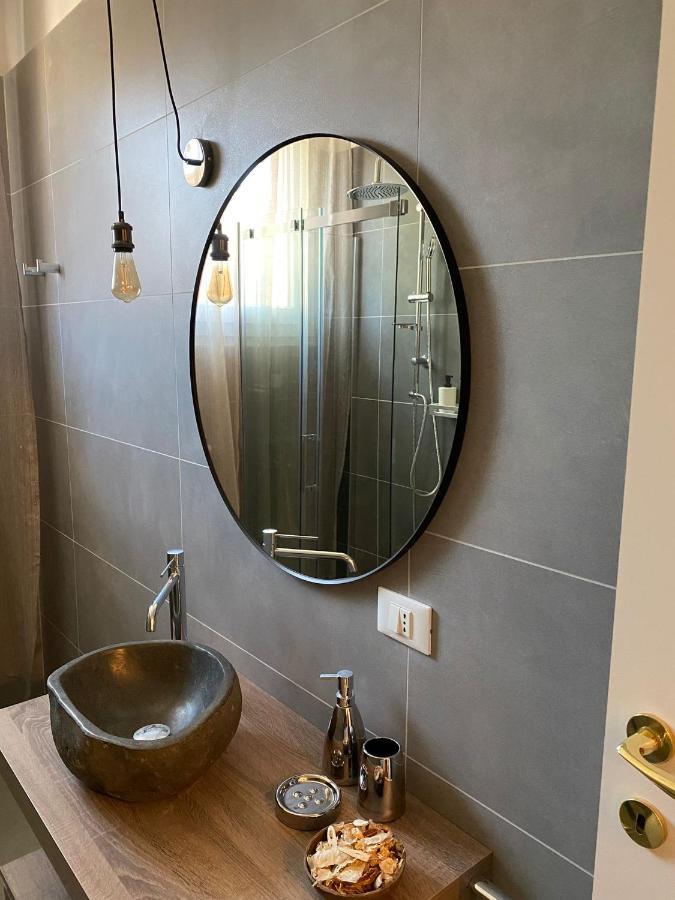 Aurora Flowers - Two Rooms And Free Parking Near Center And Train Station مودينا المظهر الخارجي الصورة