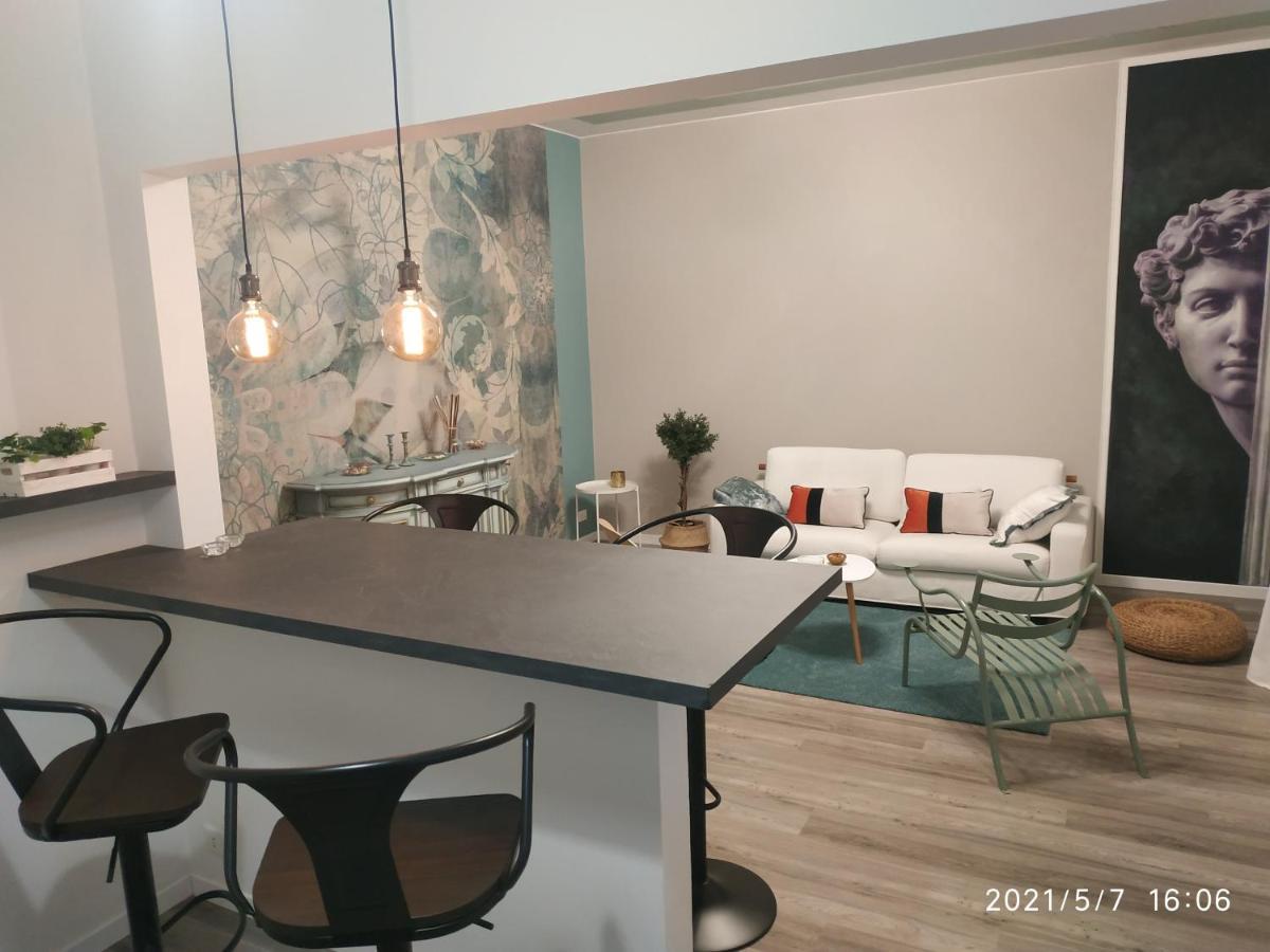 Aurora Flowers - Two Rooms And Free Parking Near Center And Train Station مودينا المظهر الخارجي الصورة