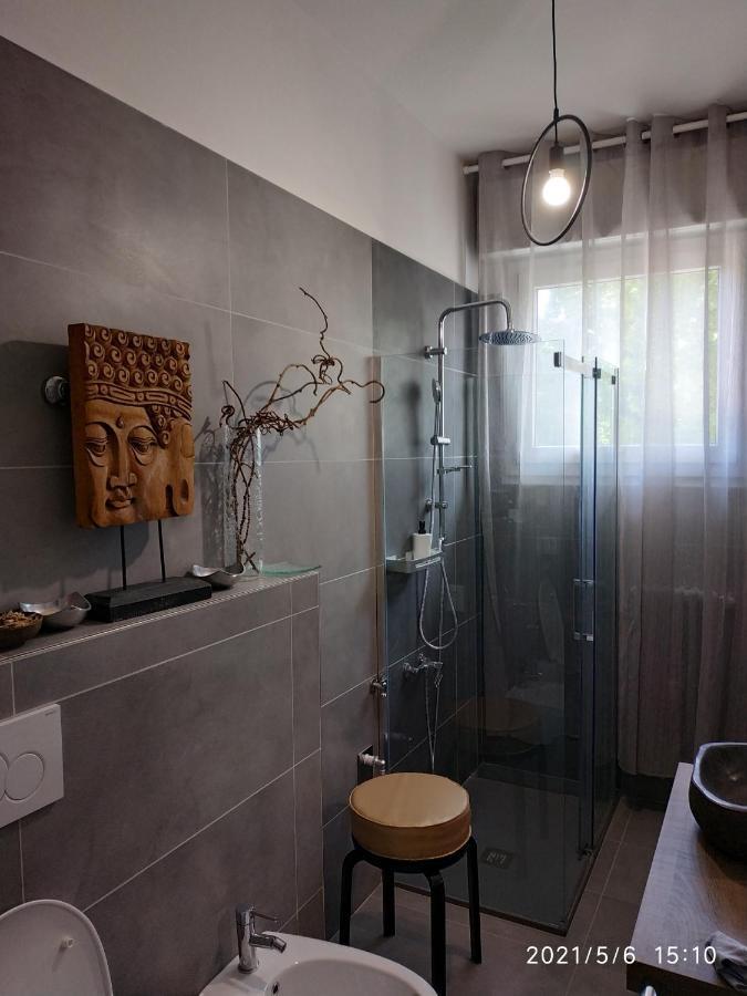 Aurora Flowers - Two Rooms And Free Parking Near Center And Train Station مودينا المظهر الخارجي الصورة