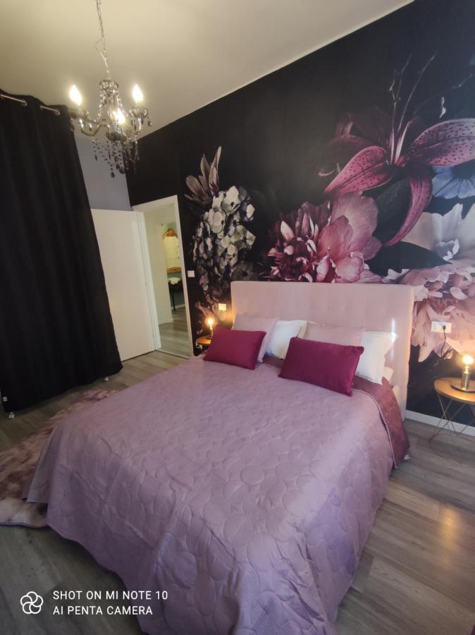 Aurora Flowers - Two Rooms And Free Parking Near Center And Train Station مودينا المظهر الخارجي الصورة