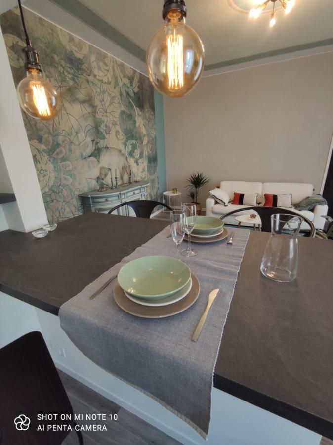 Aurora Flowers - Two Rooms And Free Parking Near Center And Train Station مودينا المظهر الخارجي الصورة