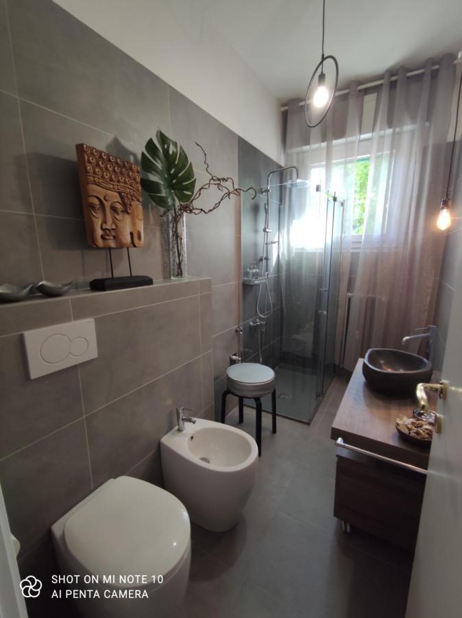 Aurora Flowers - Two Rooms And Free Parking Near Center And Train Station مودينا المظهر الخارجي الصورة