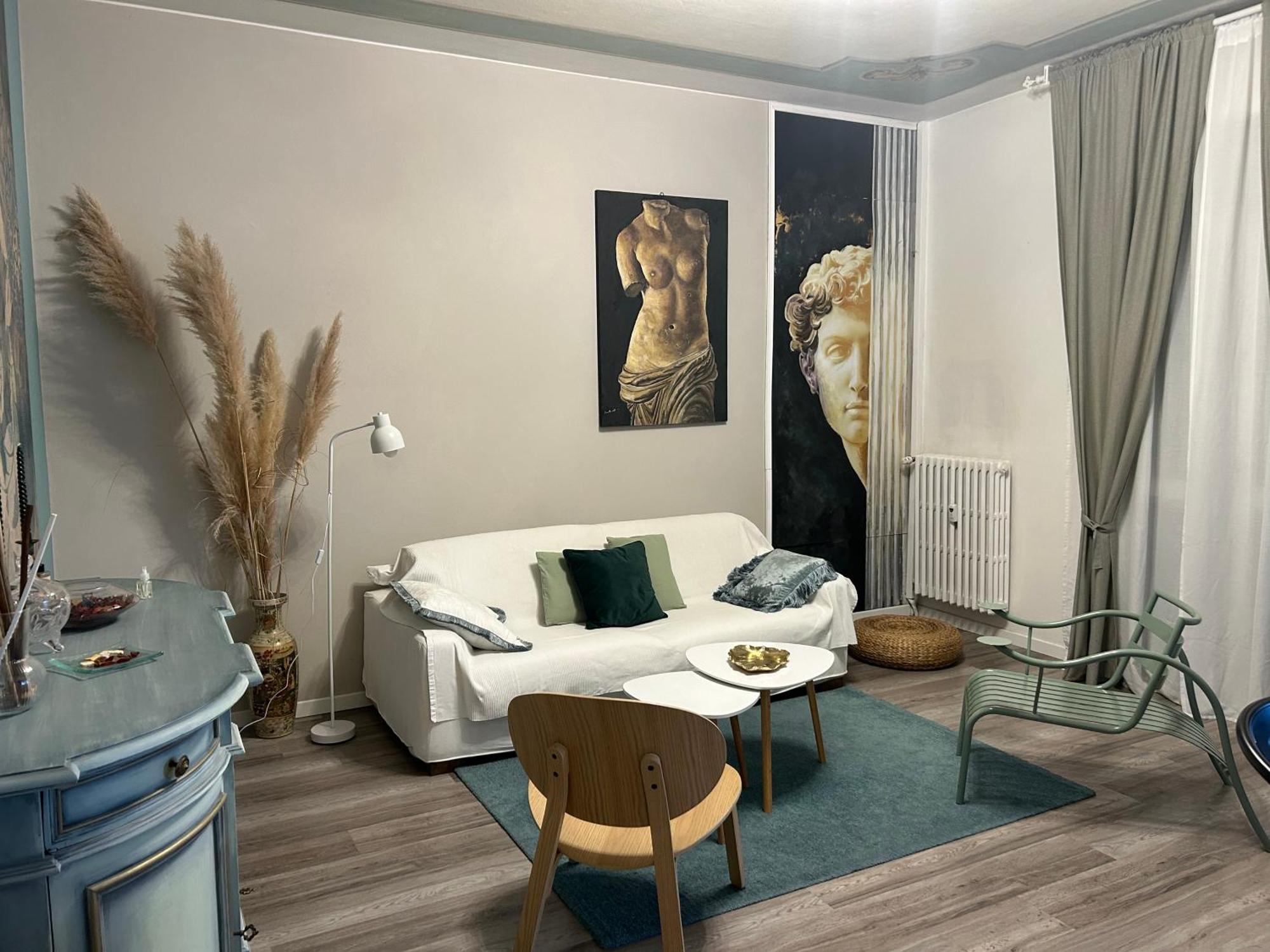 Aurora Flowers - Two Rooms And Free Parking Near Center And Train Station مودينا المظهر الخارجي الصورة